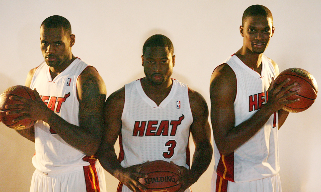 疯狂一天！1换2大交易达成，杨瀚森获重用，快船湖人崩盘输球