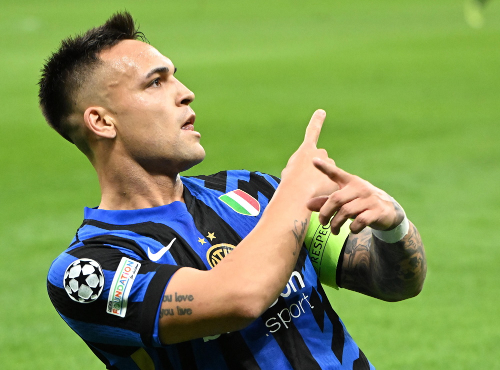 沃特金斯庆祝引爆冲突，热刺激情足球已反噬自身