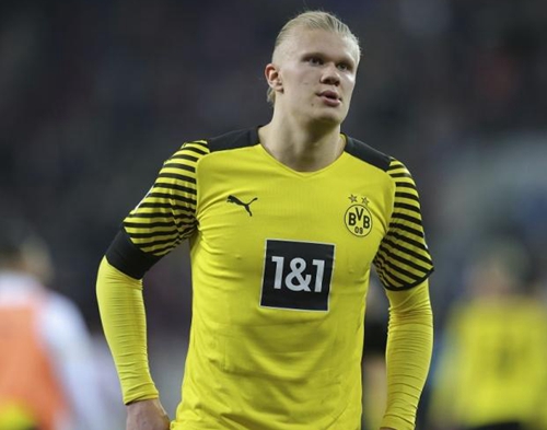 意甲战报：伊尔迪兹双响，孔塞桑屡失良机，尤文2-1卡利亚里