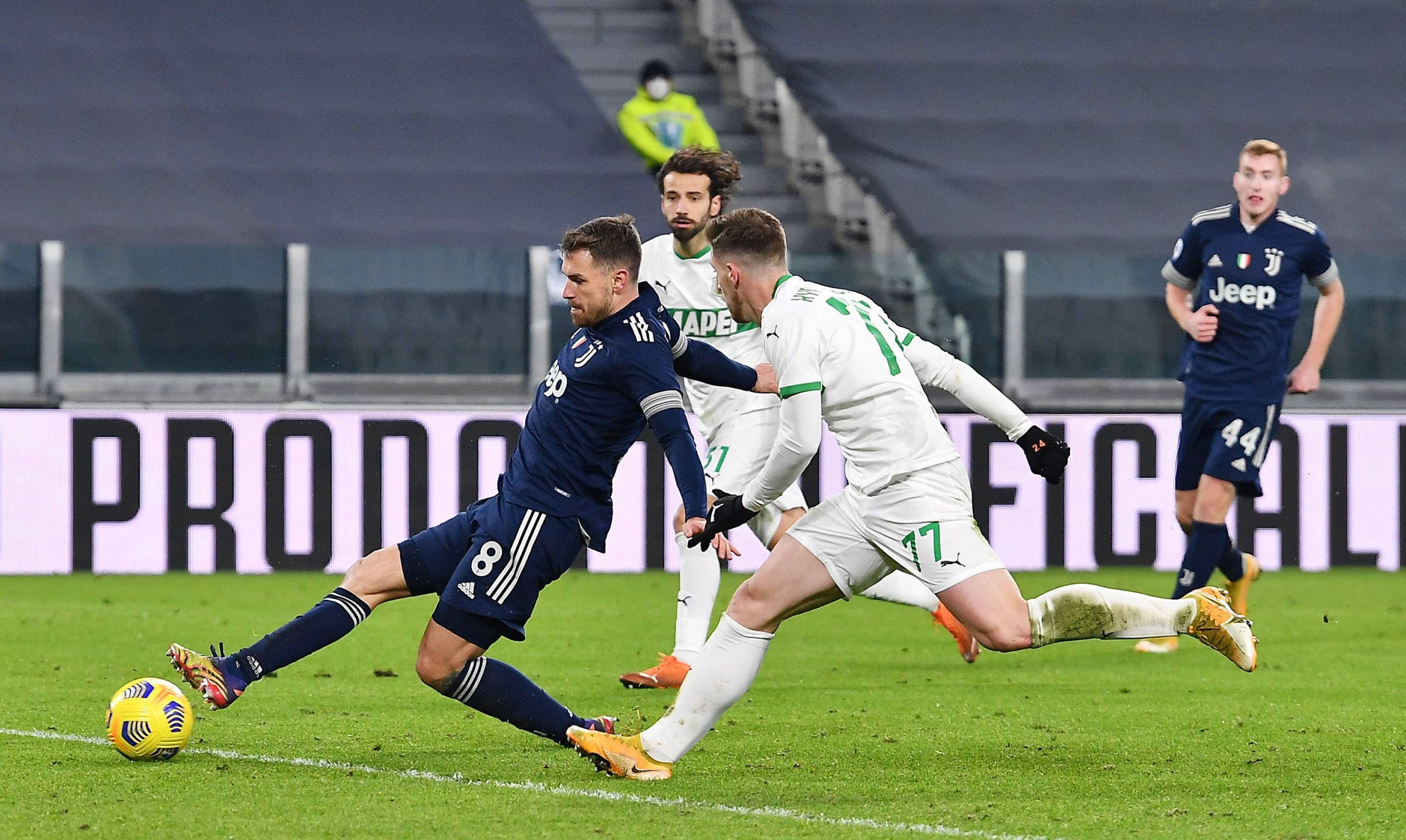 马刺代理主帅：球队暴露出了一些小问题 我们没能对上对手的对抗