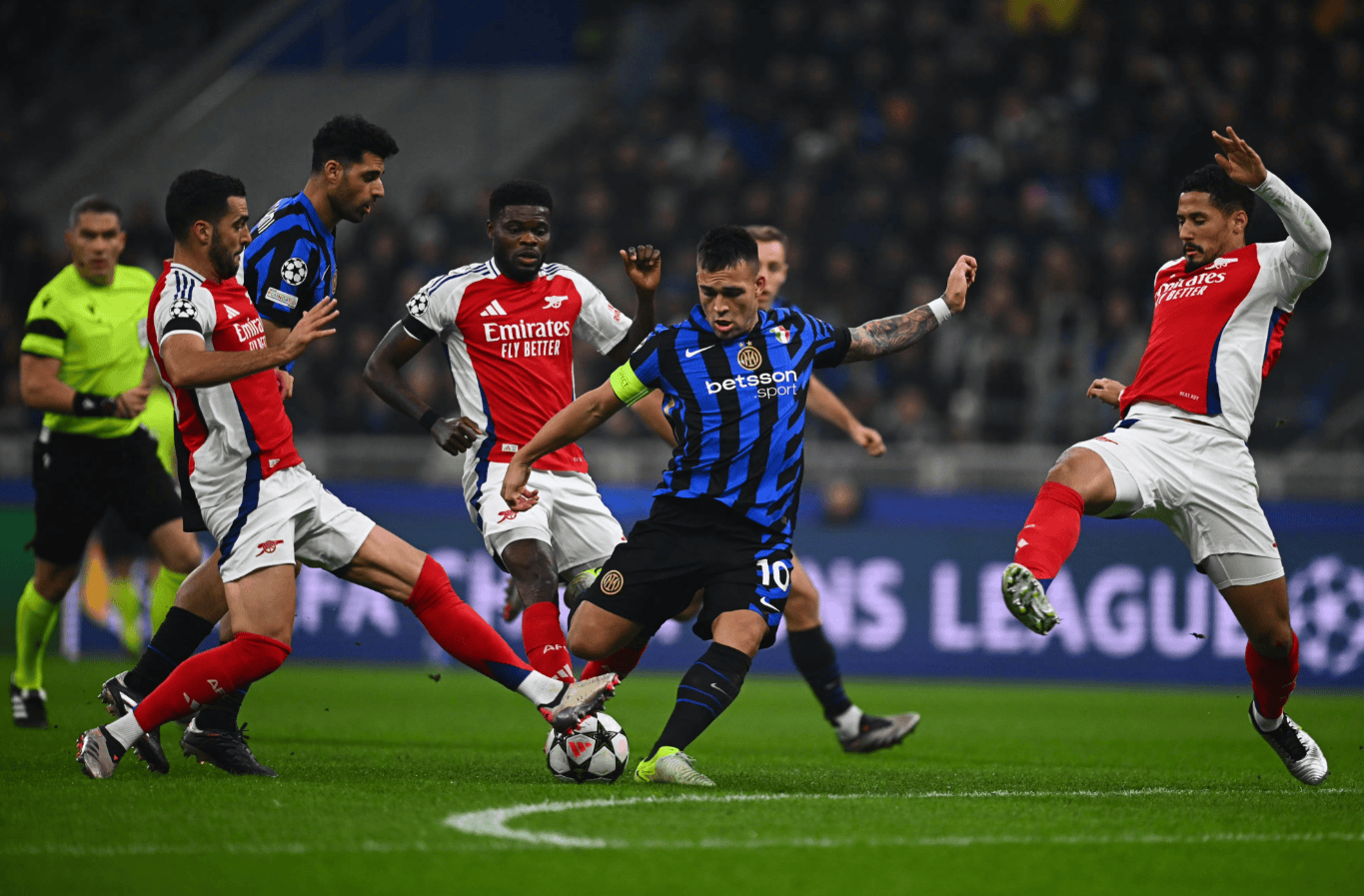 德甲综合：冷门迭爆 拜仁、多特等纷纷落败