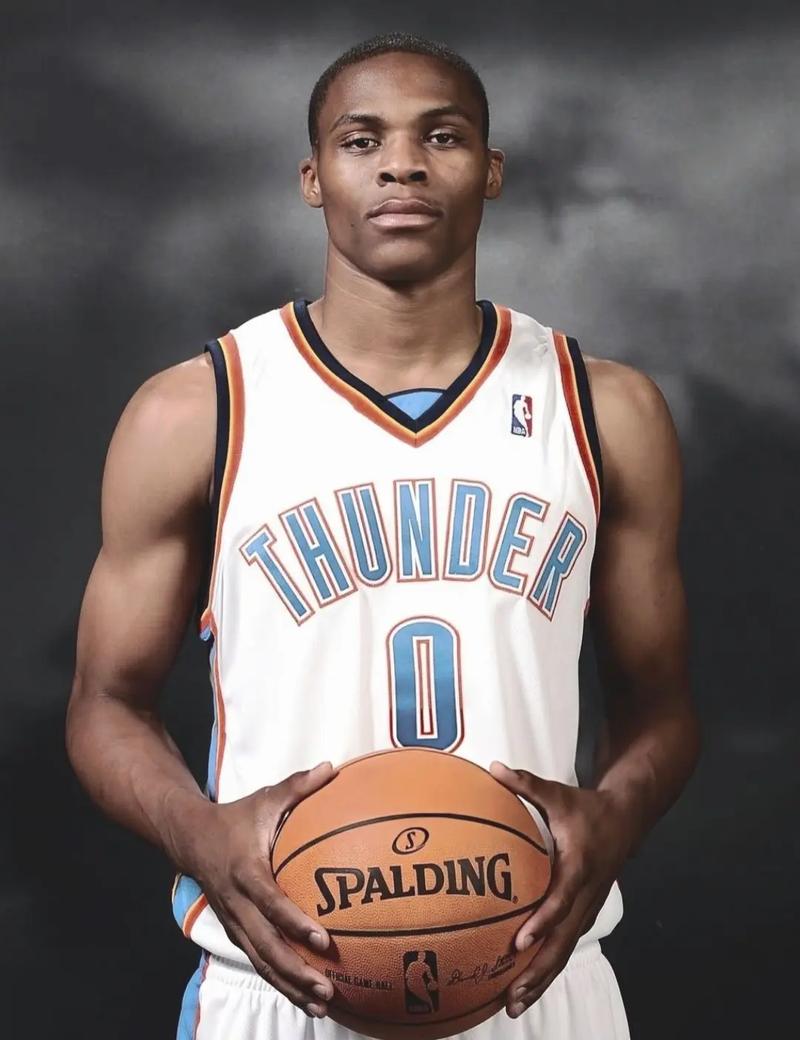 威少15+10德罗赞22分 杜兰特23分国王送火箭三连败